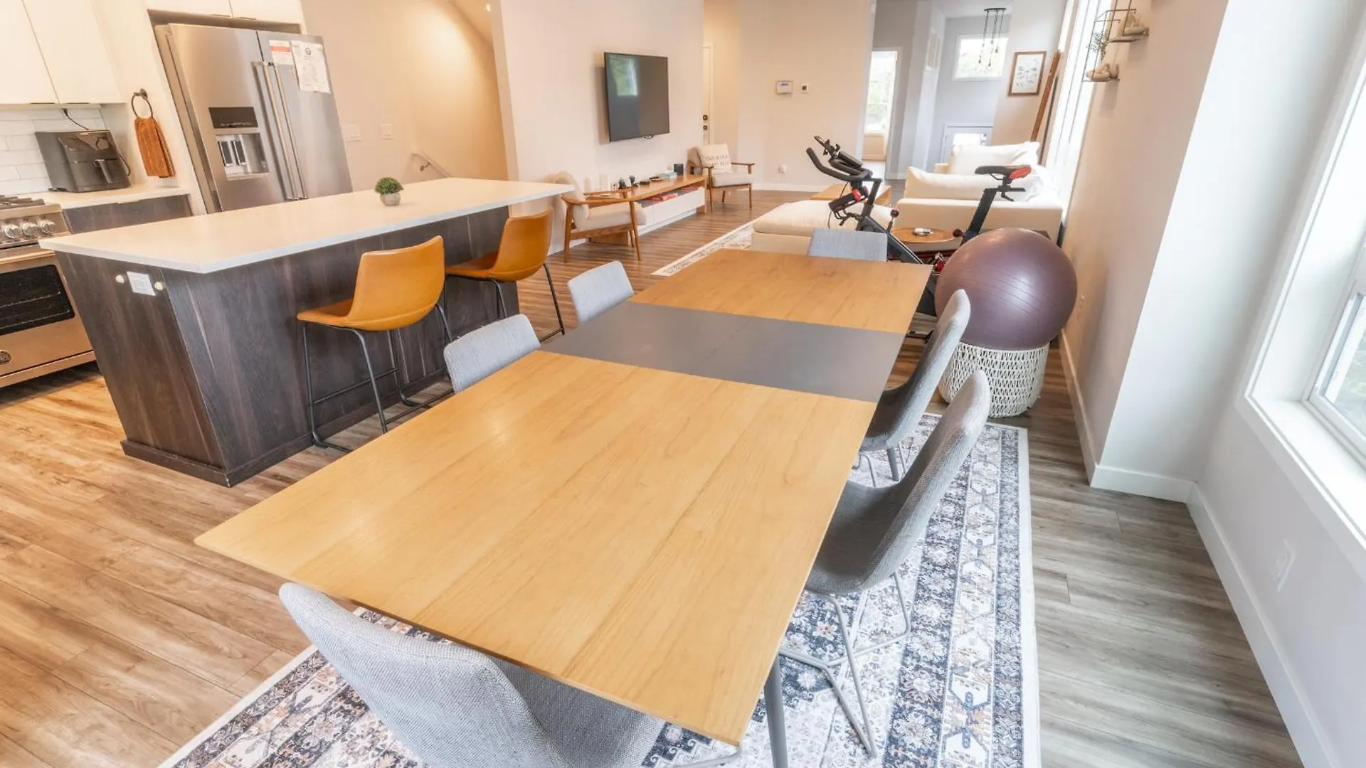 Comfy Family Home, Walkable Neighborhood + Patio! Portland United States