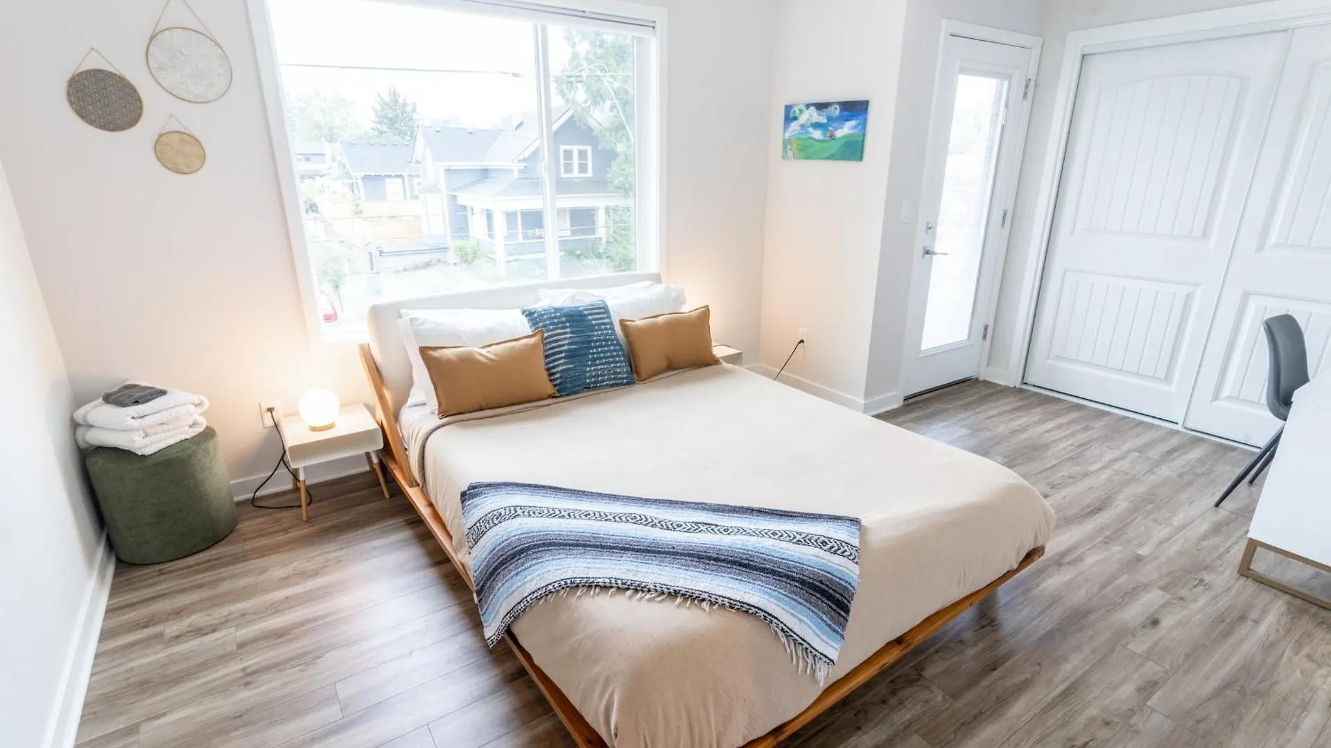Holiday home Comfy Family Home, Walkable Neighborhood + Patio! Portland United States