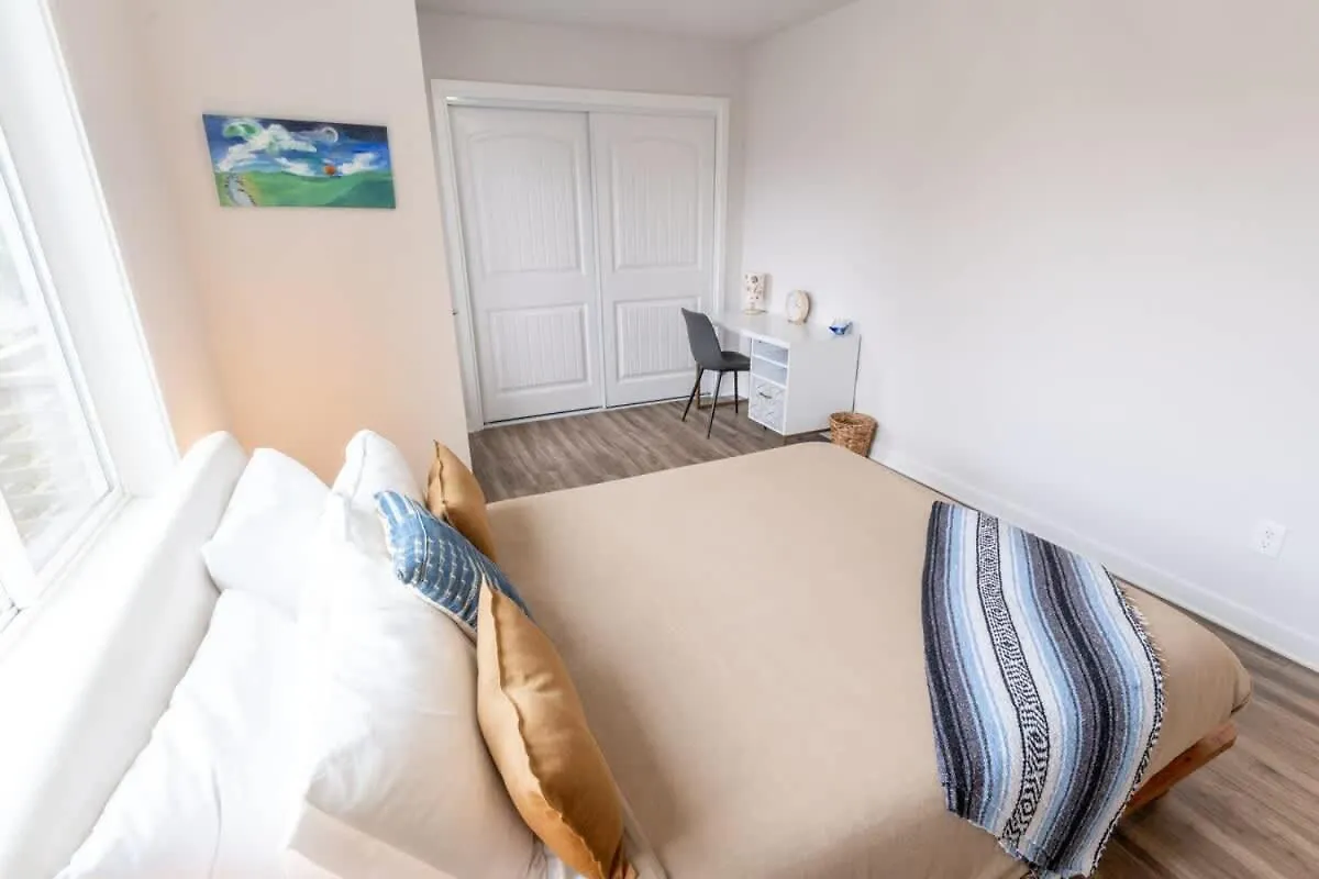 Comfy Family Home, Walkable Neighborhood + Patio! Portland