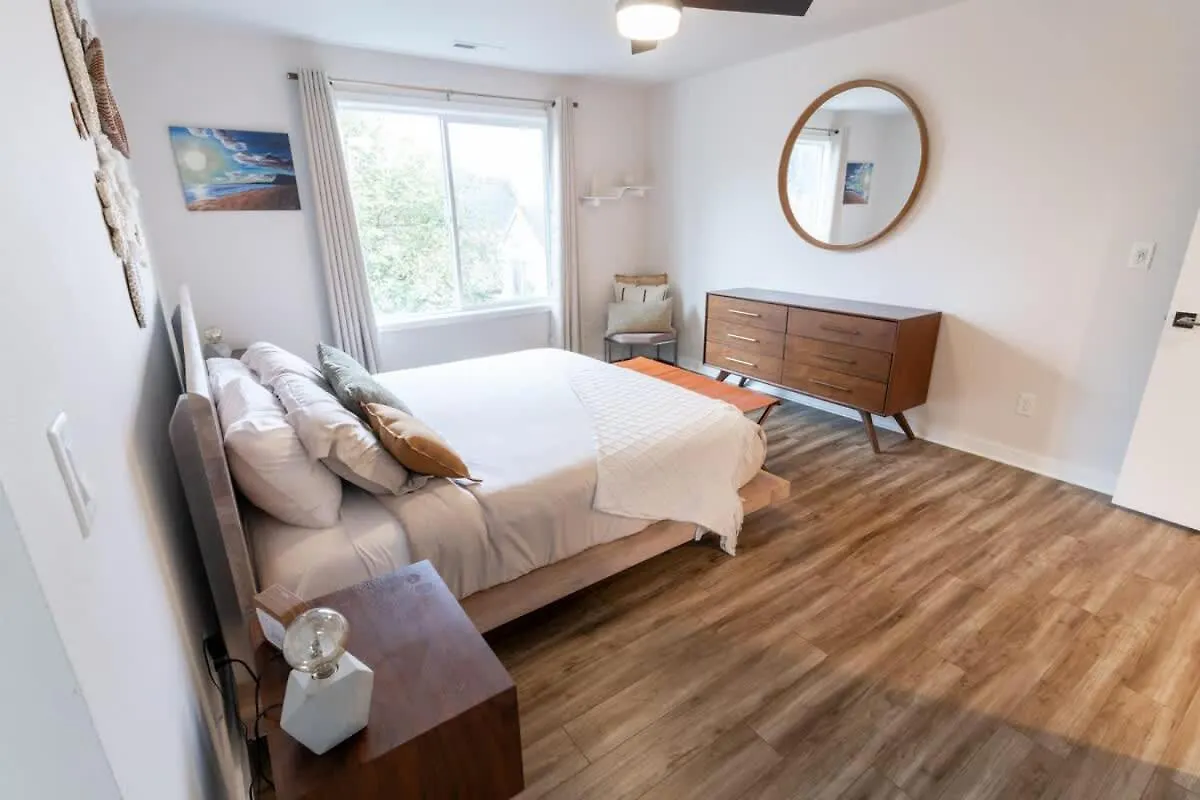 Holiday home Comfy Family Home, Walkable Neighborhood + Patio! Portland United States