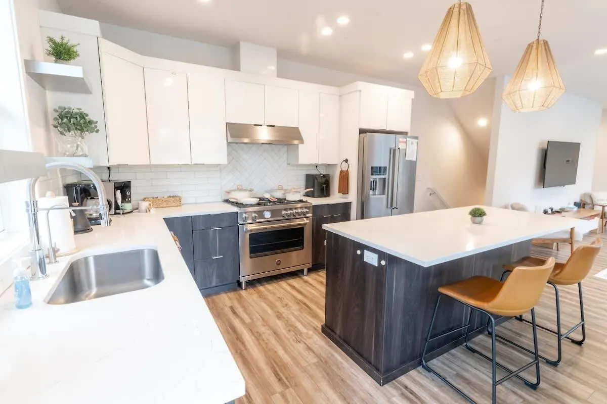 Holiday home Comfy Family Home, Walkable Neighborhood + Patio! Portland United States